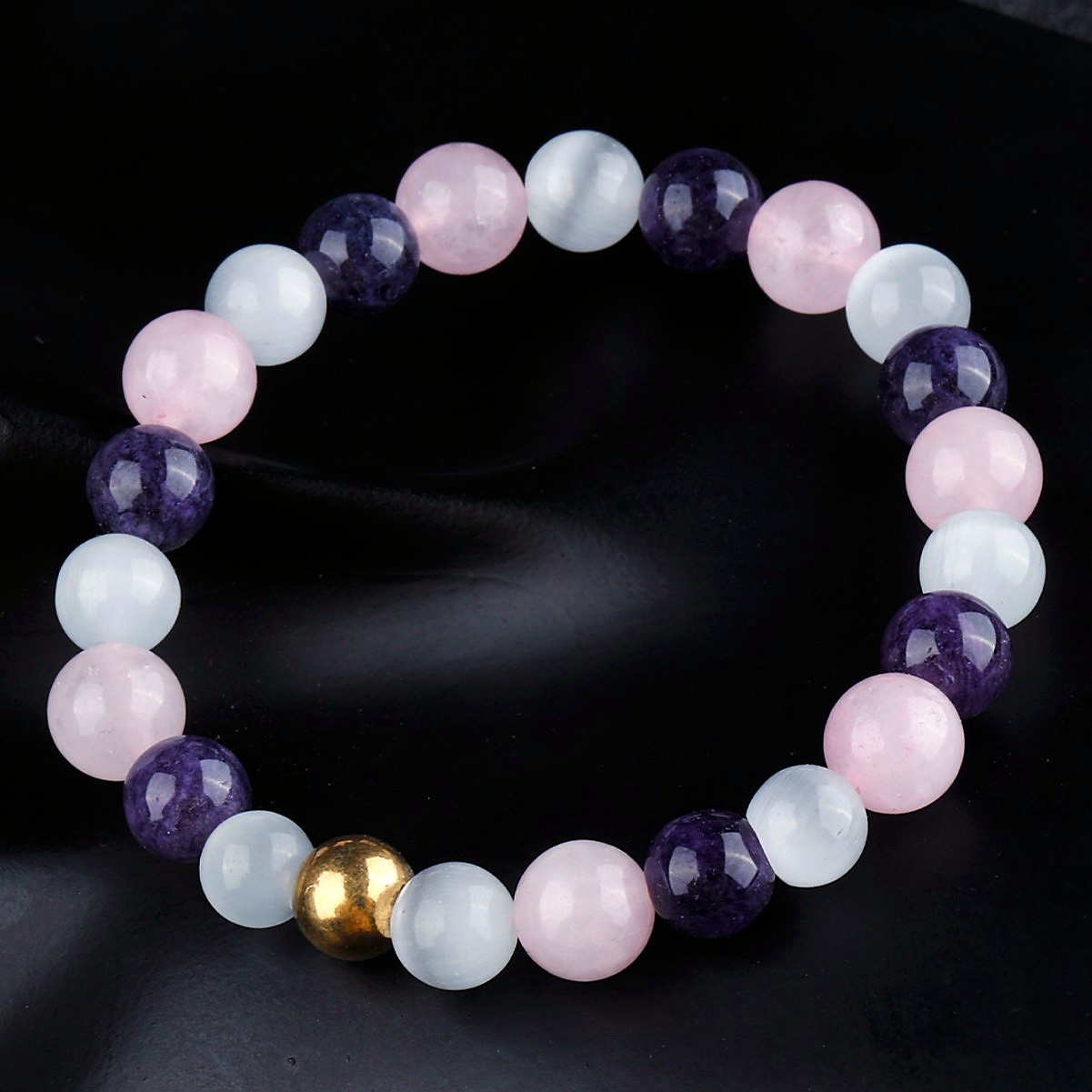 Handcrafted Cat's Eye Beaded Bracelet with Gold Accent - Image 3