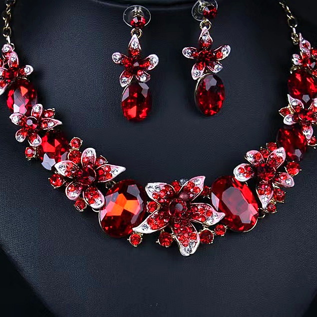 Vintage Crystal Floral Statement Necklace & Earrings Jewelry Set - Image 3