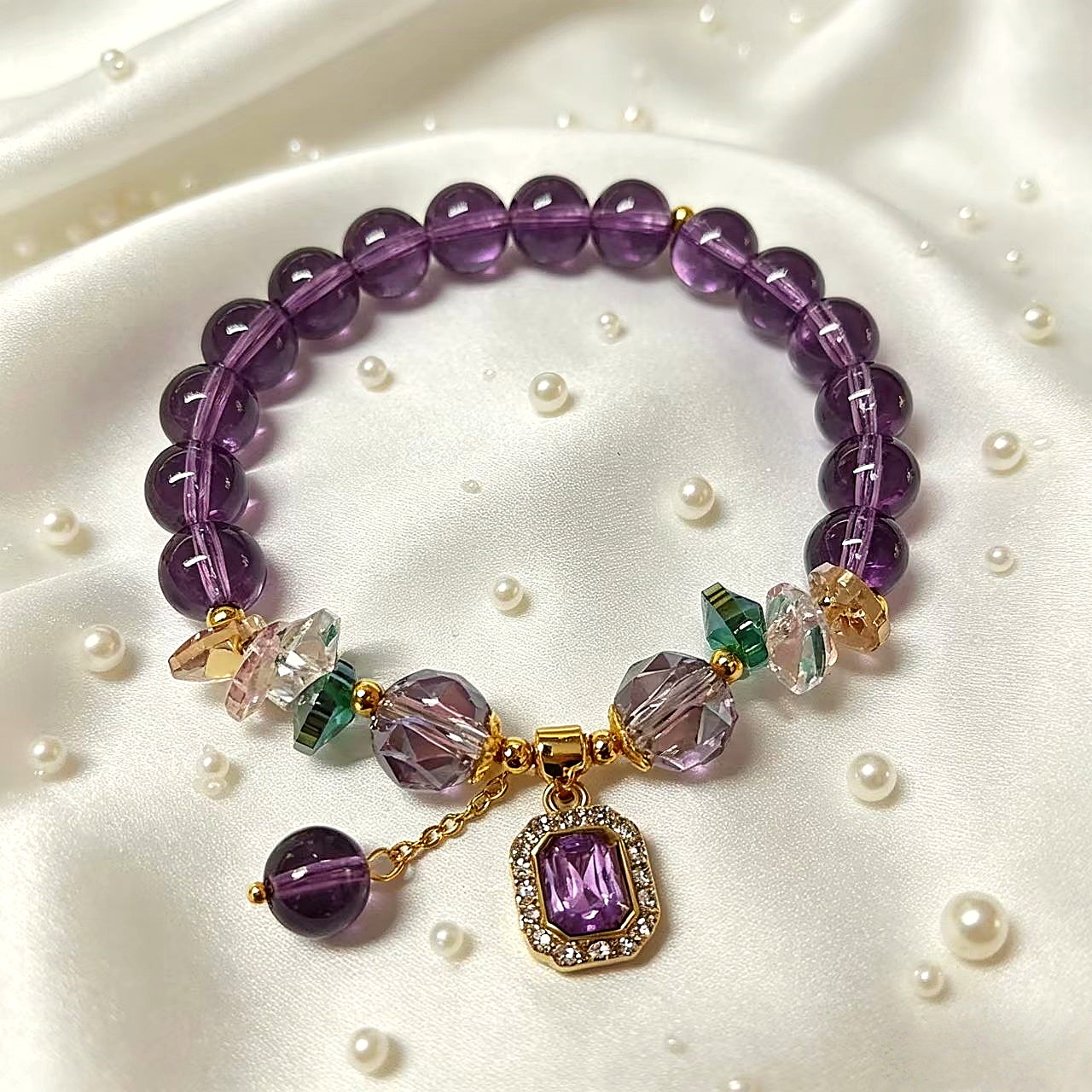 Light Purple Beaded Bracelet with Geometric Zircon Charm - Image 6
